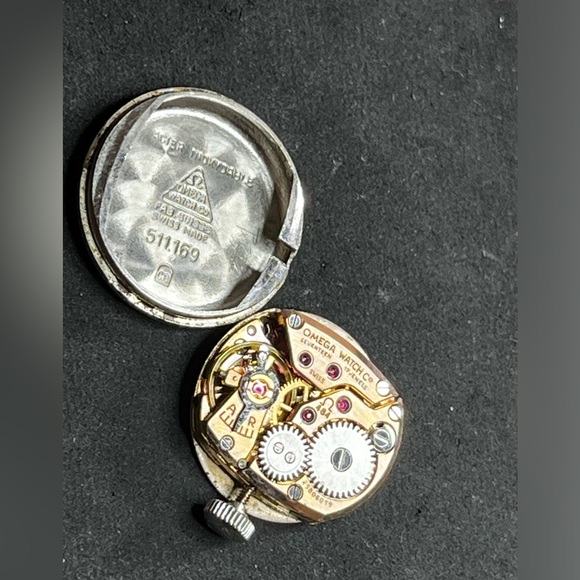 OMEGA Mechanical manual winding Cal. 484 stainless steel Ladies Watch from 1965 - Picture 11 of 12